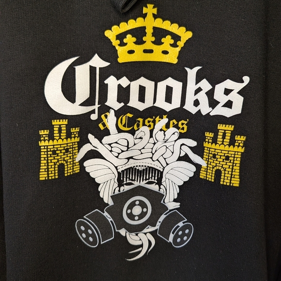 🖤 Crooks & Castles Black and Gold Hoodie - Picture 2 of 5